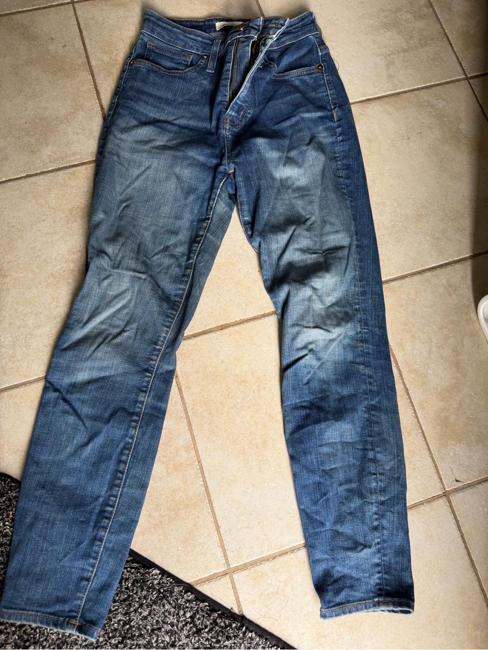 Classic womens Jeans in Blue - curvy high rise skinny Fit